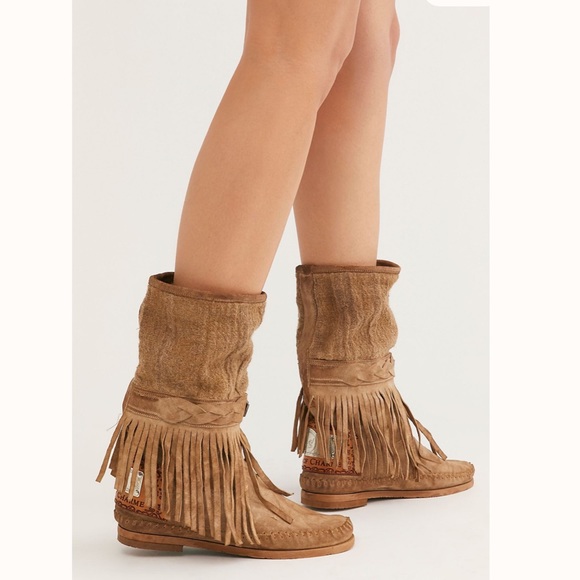 FP x Karma Of Charms Desert Nights Mocc Boots - Picture 9 of 11